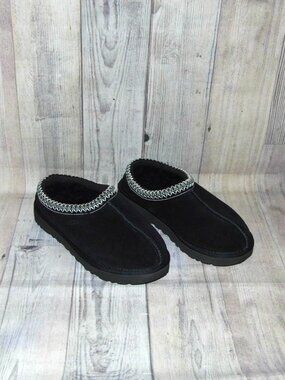 UGG Tasman Black Slippers Womens Size 8